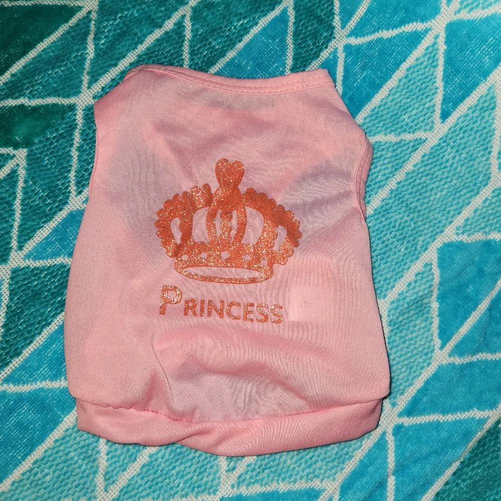 Adorable Princess shirt! SIZE Small - Picture 1 of 5